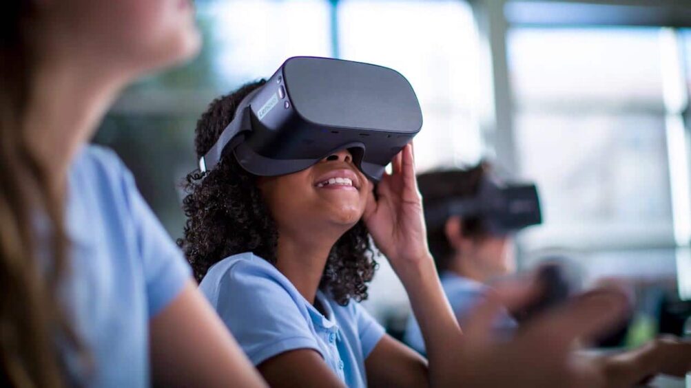 K-12: Using Virtual Reality for middle school students